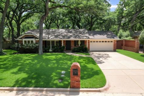3008 Woodford Drive Arlington TX 76013