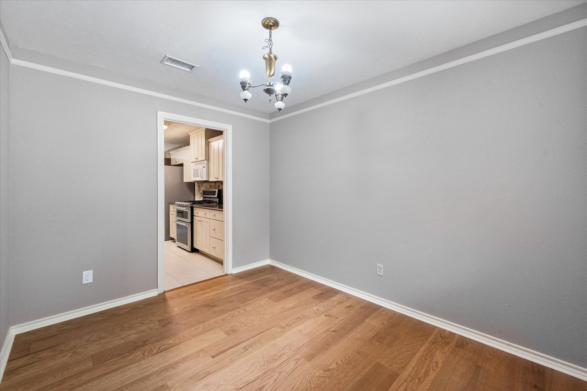 3008 Woodford Drive Arlington TX 76013