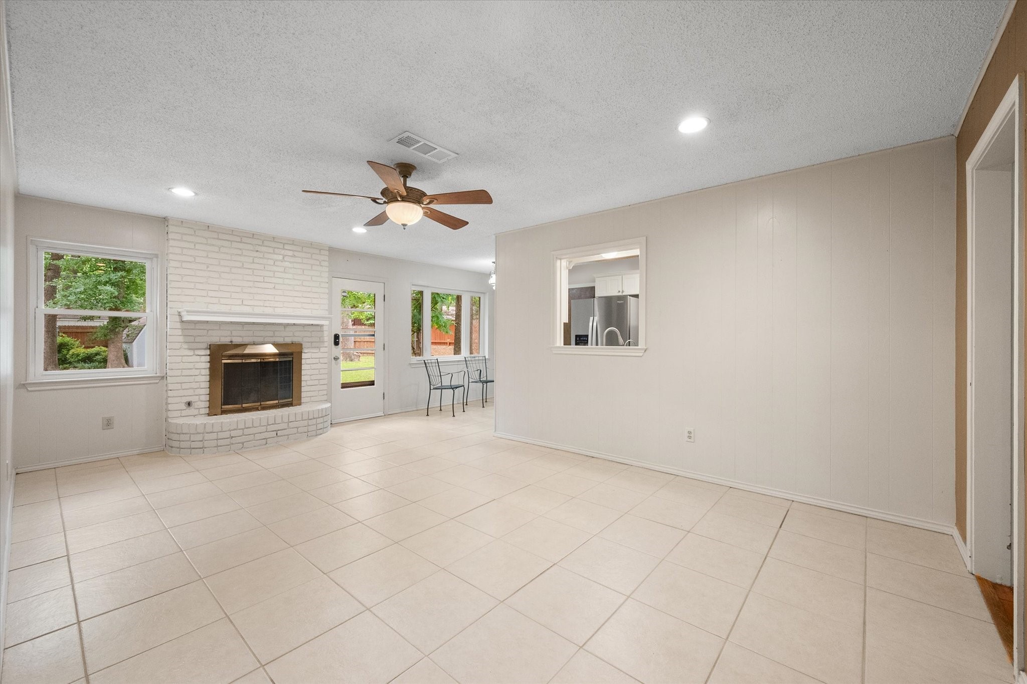 3008 Woodford Drive Arlington TX 76013