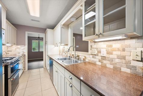 3008 Woodford Drive Arlington TX 76013