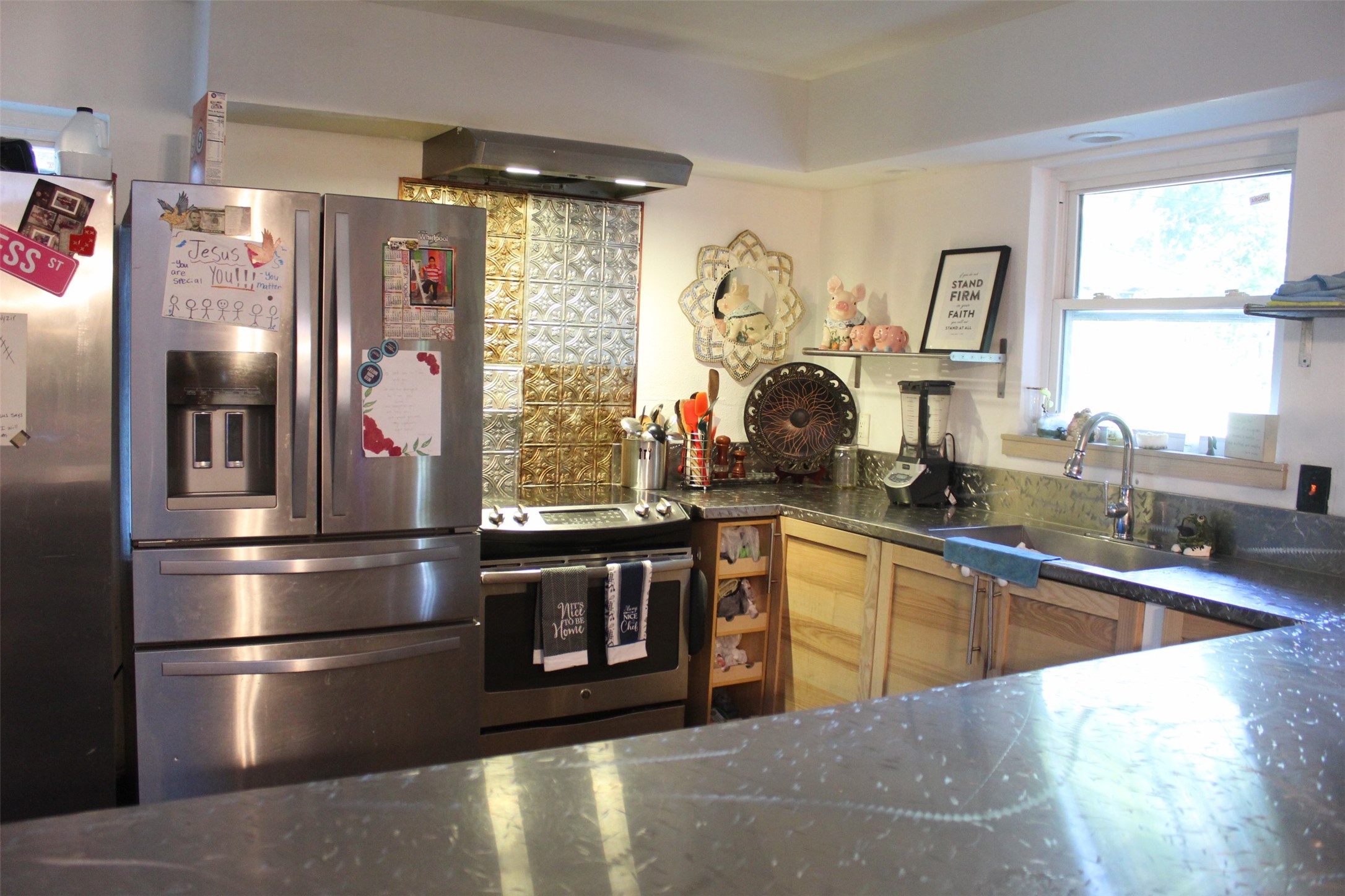 612 Ranier Circle Garland TX 75041