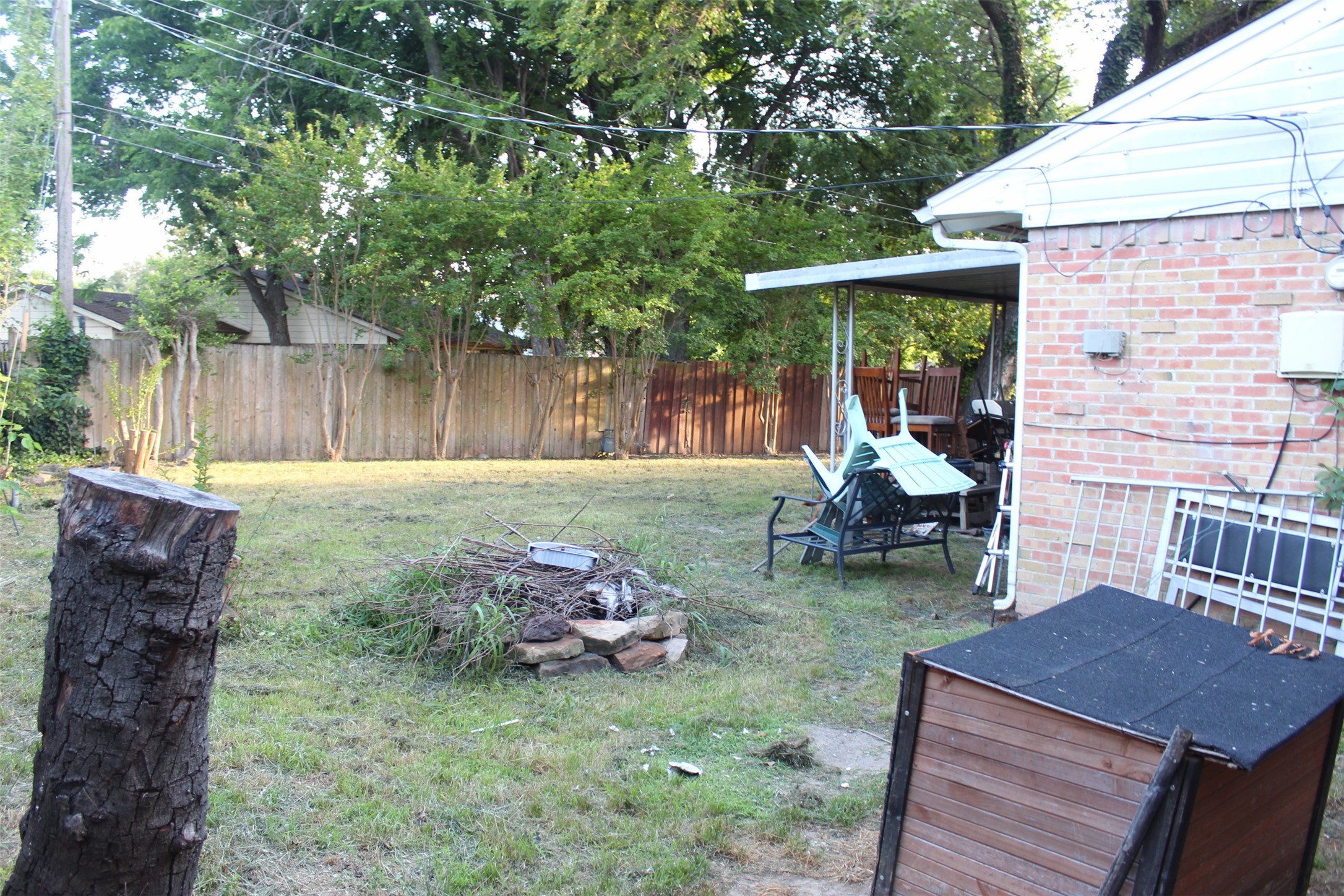 612 Ranier Circle Garland TX 75041