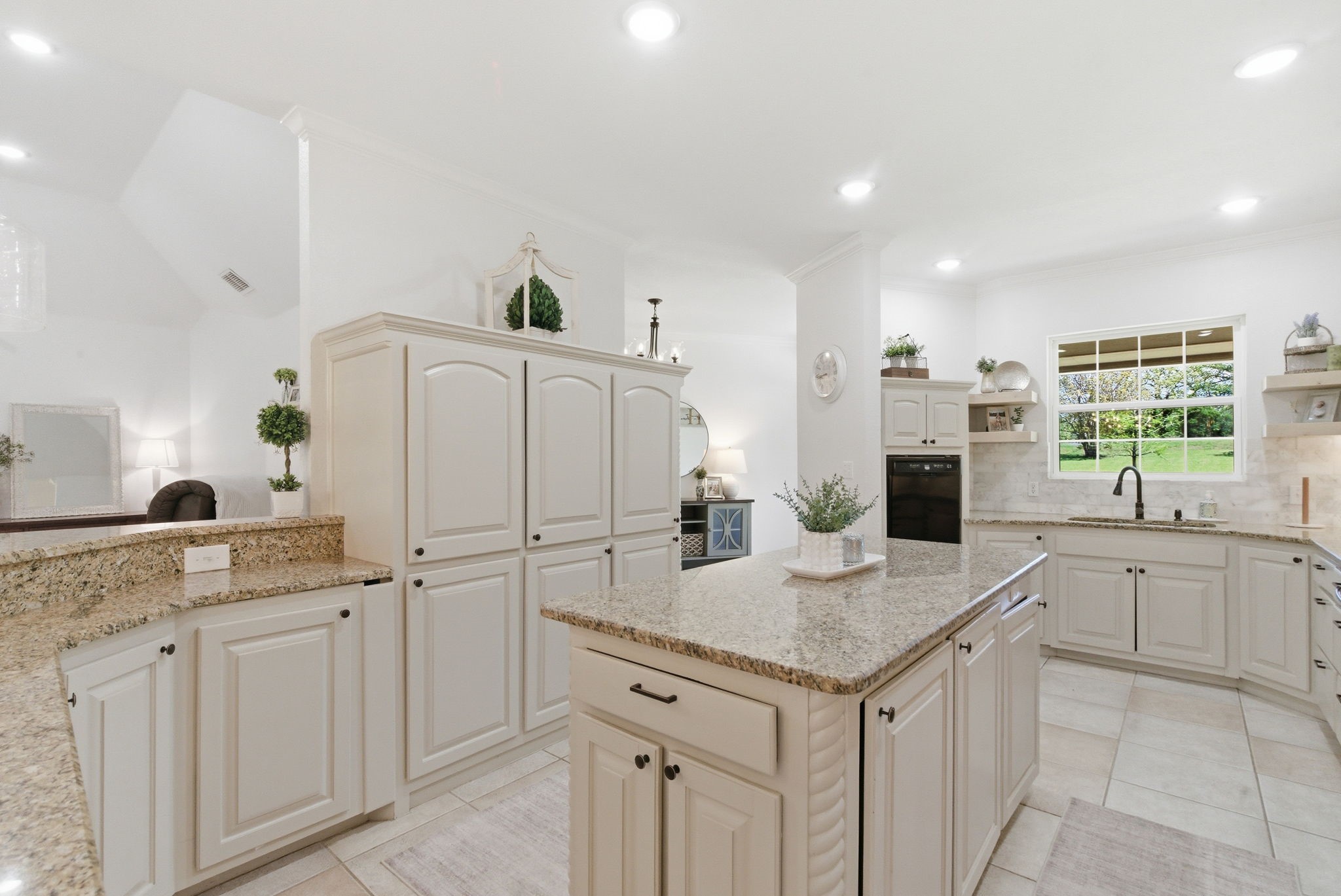 405 Zion Hill Road Weatherford TX 76088