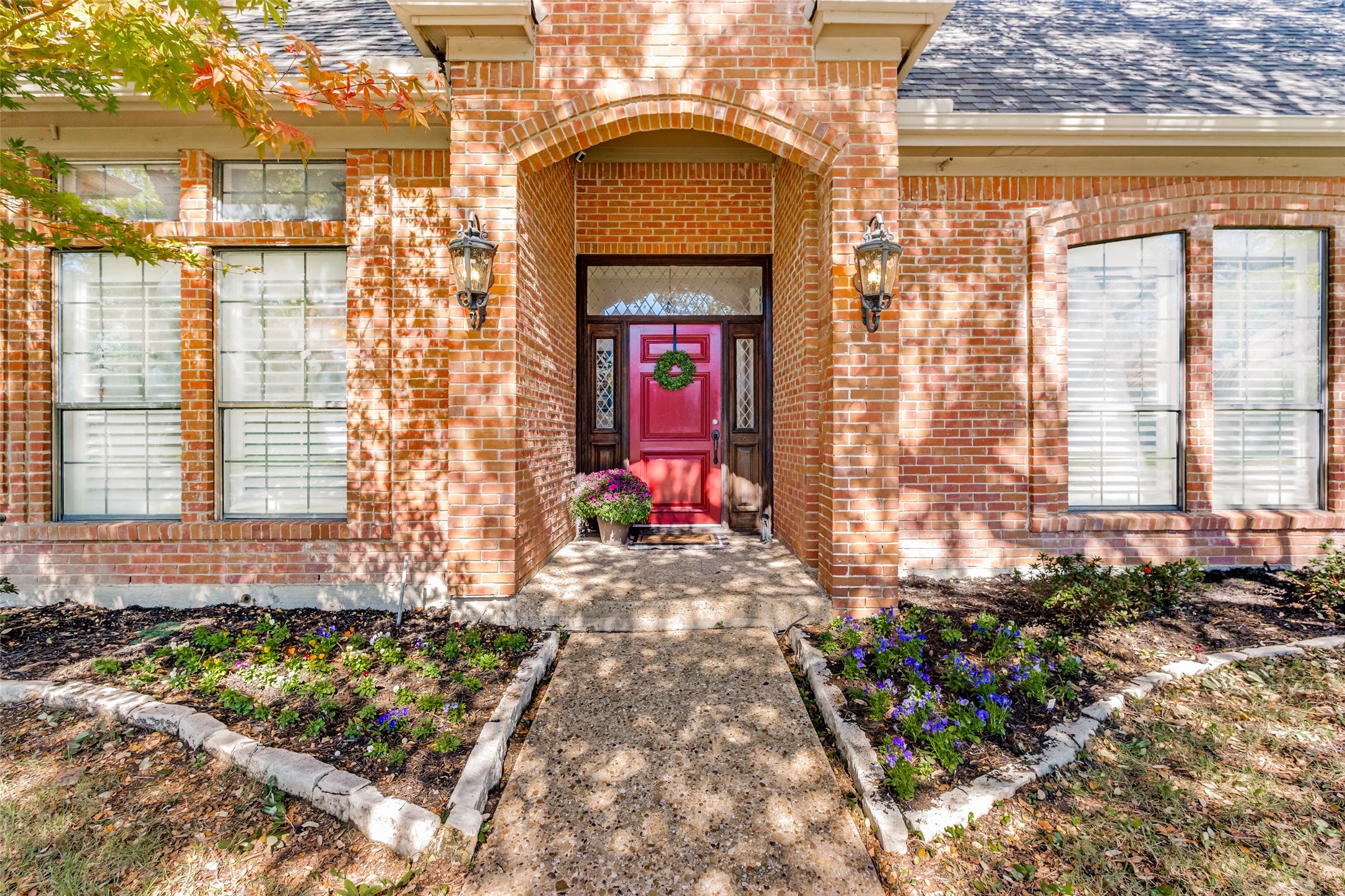 6703 Mimms Drive Dallas TX 75252