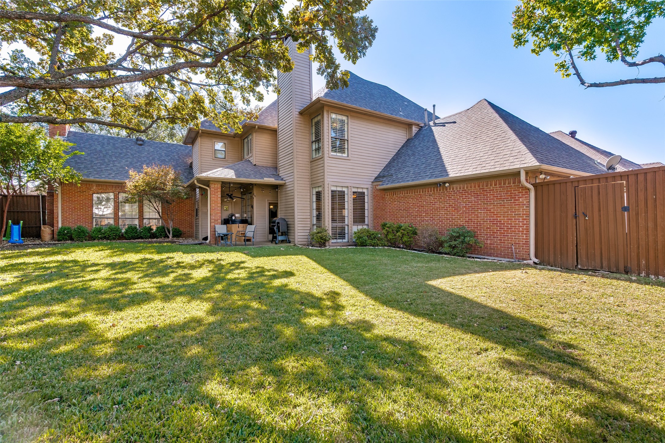 6703 Mimms Drive Dallas TX 75252