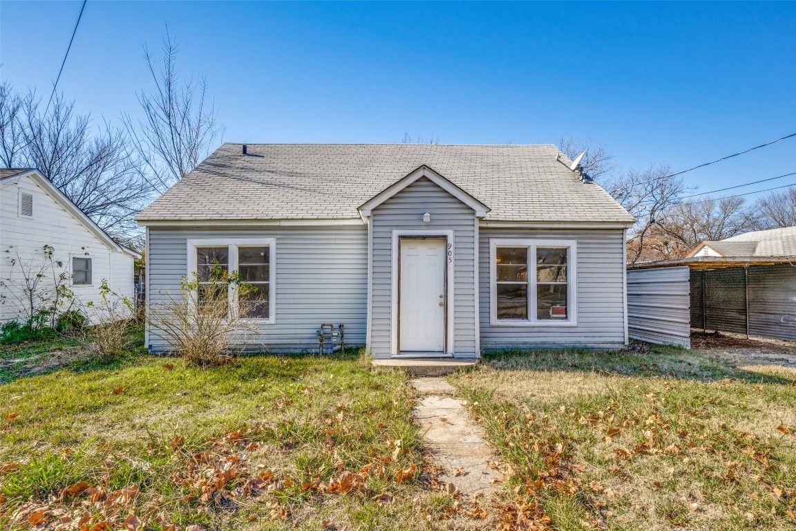 905 N Howeth Street Gainesville TX 76240