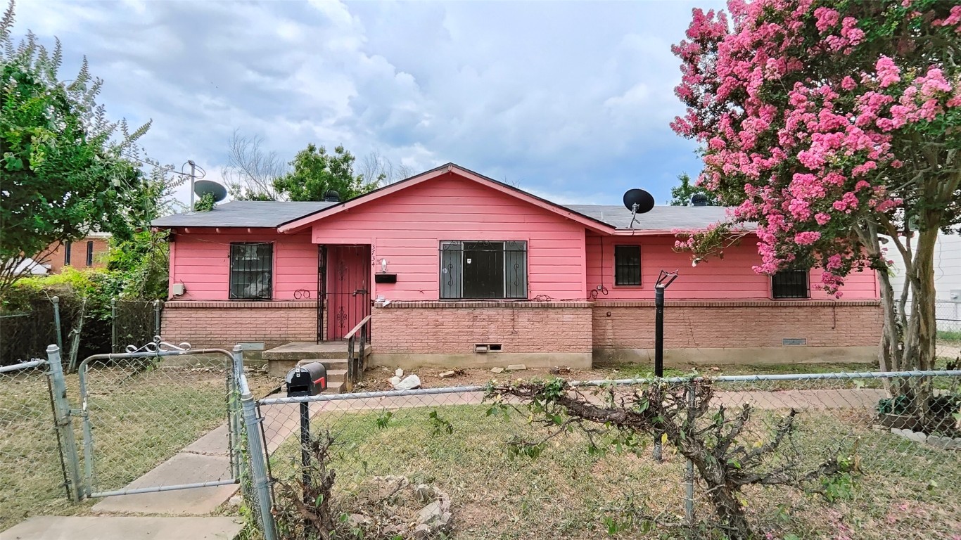 3734 Pueblo Street Dallas TX 75212