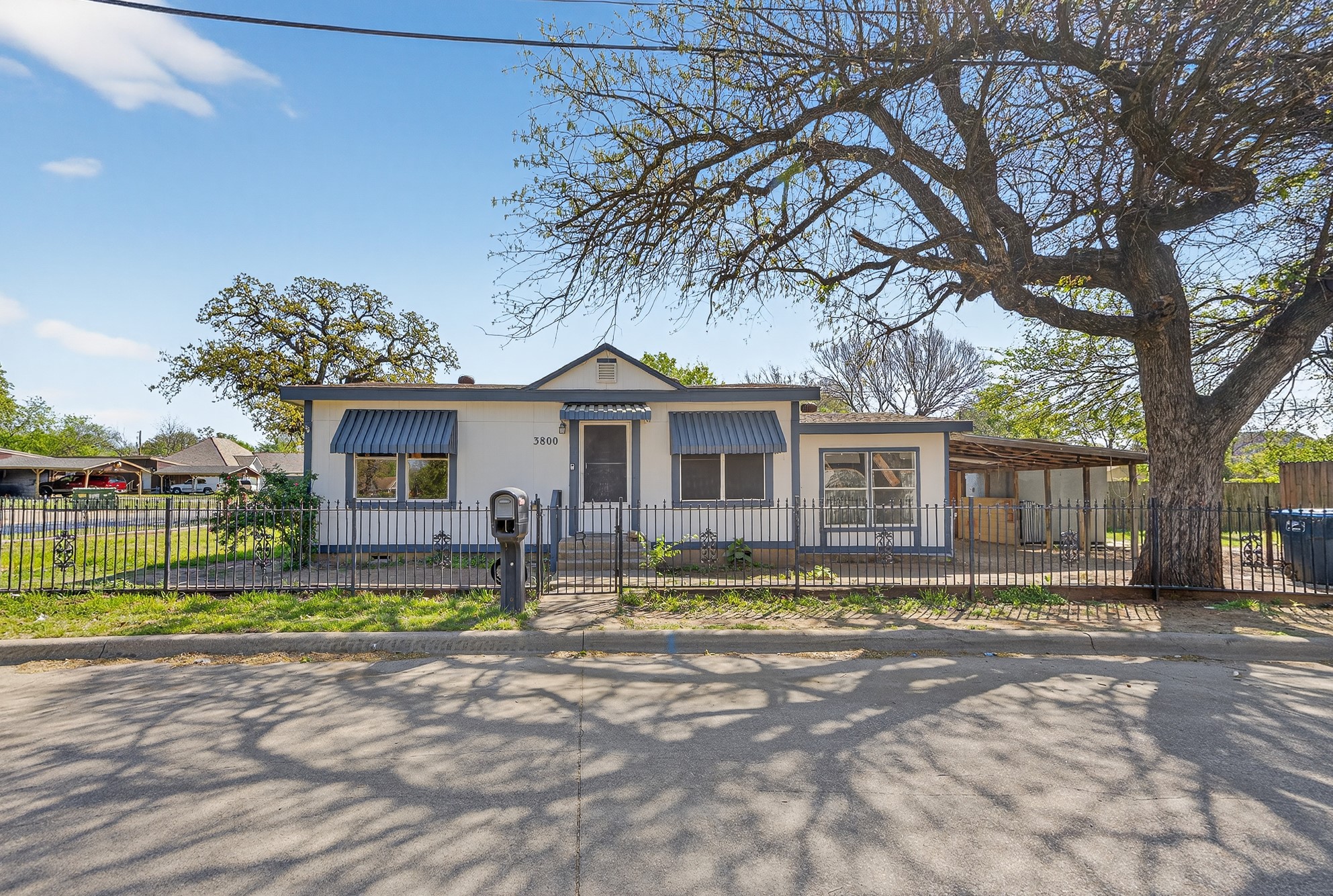 3800 E 4th Street Fort Worth TX 76111
