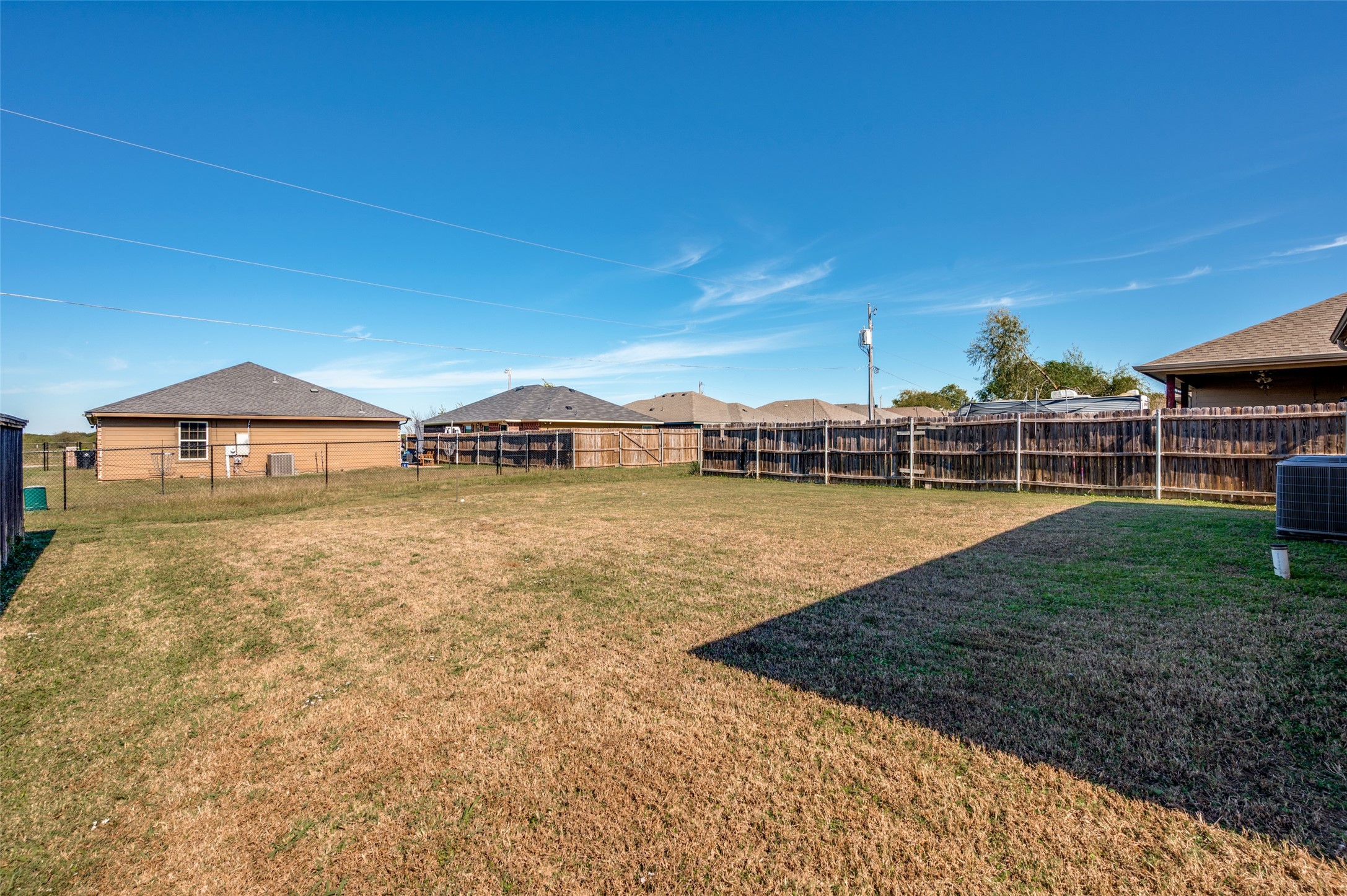 508 W Copenhavr Street Pilot Point TX 76258