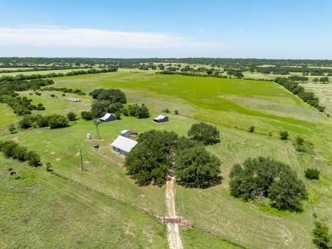5770 County Road 309 Cranfills Gap TX 76637
