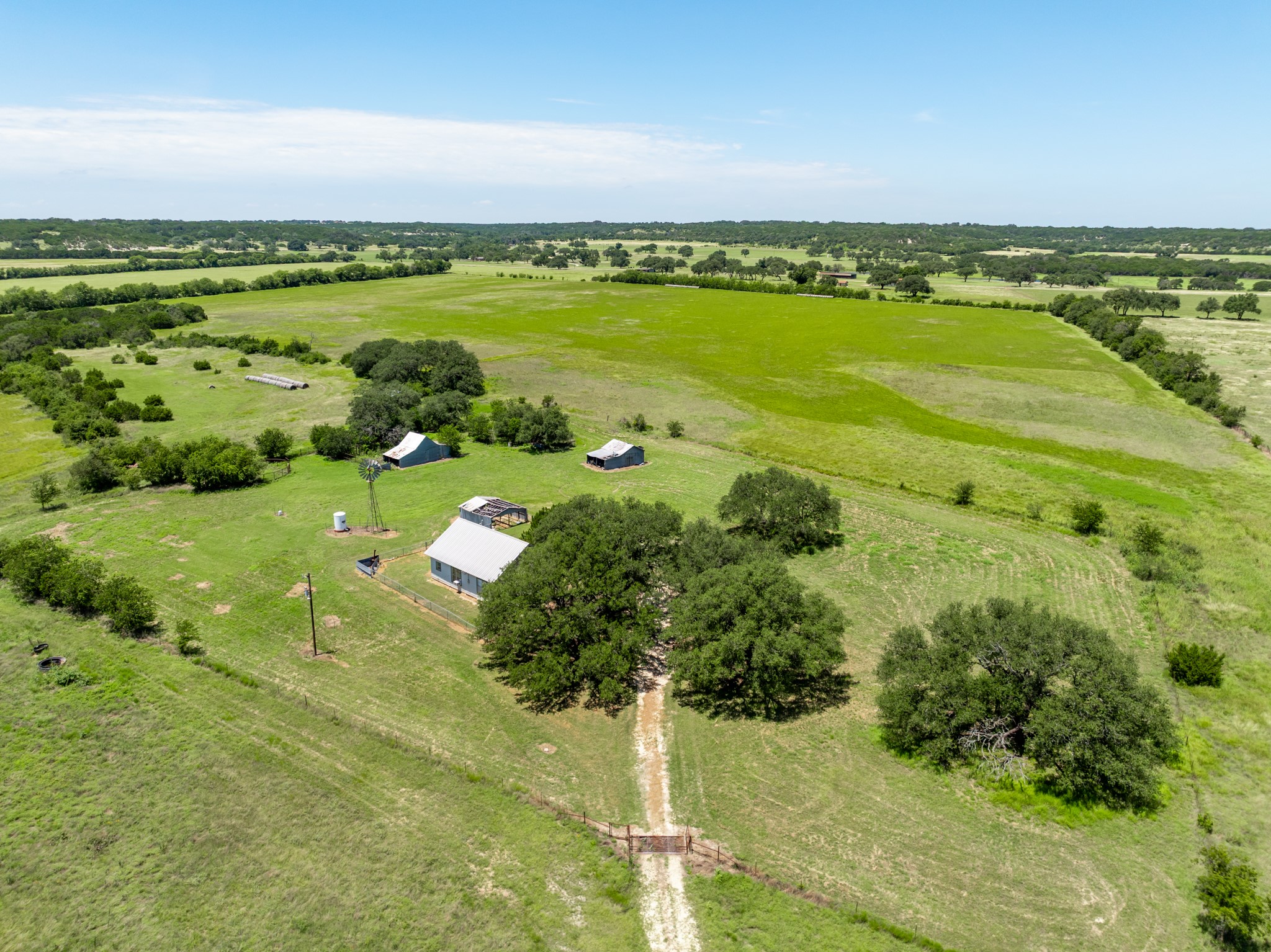 5770 County Road 309 Cranfills Gap TX 76637