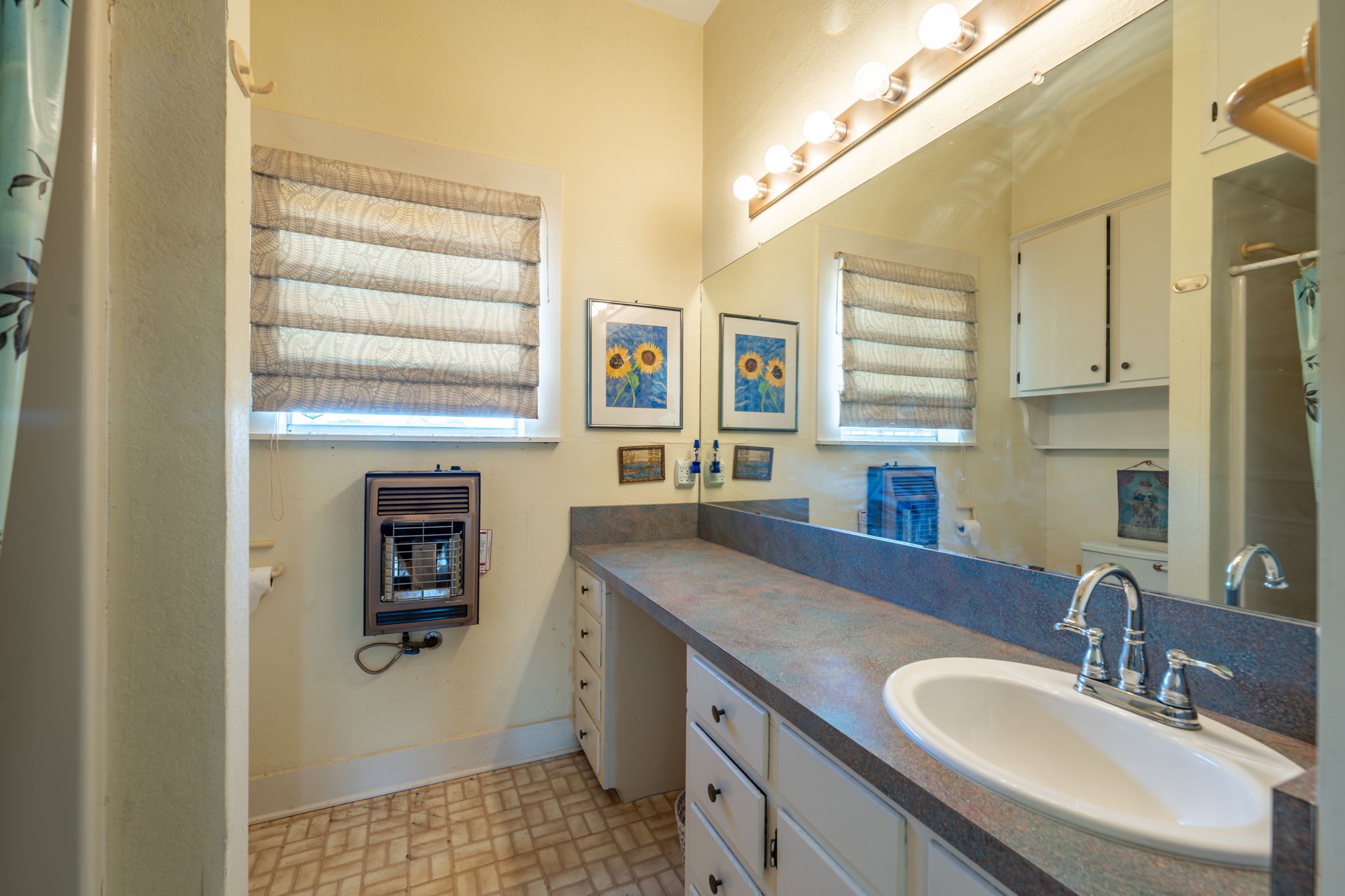 5770 County Road 309 Cranfills Gap TX 76637