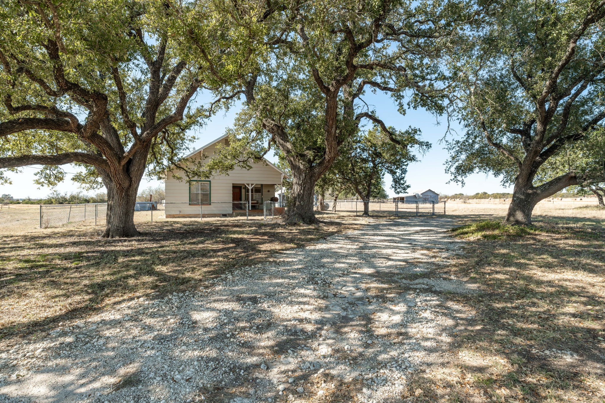 5770 County Road 309 Cranfills Gap TX 76637