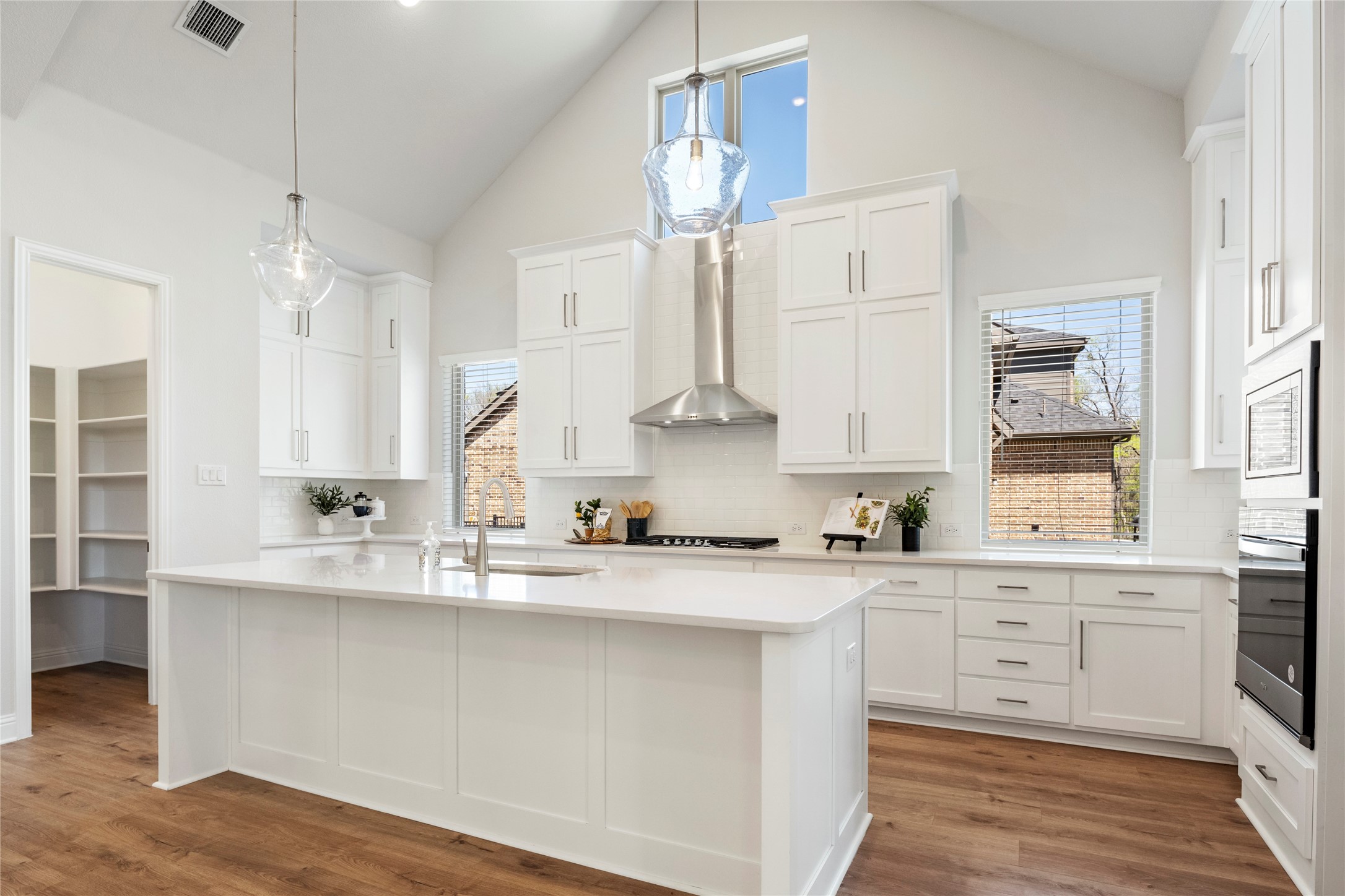 1420 Bearpath Way Gunter TX 75058
