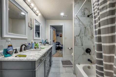 725 S Walnut Street Sherman TX 75090