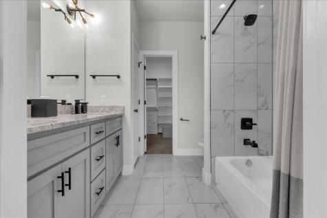 9228 Beckley View Avenue Dallas TX 75232