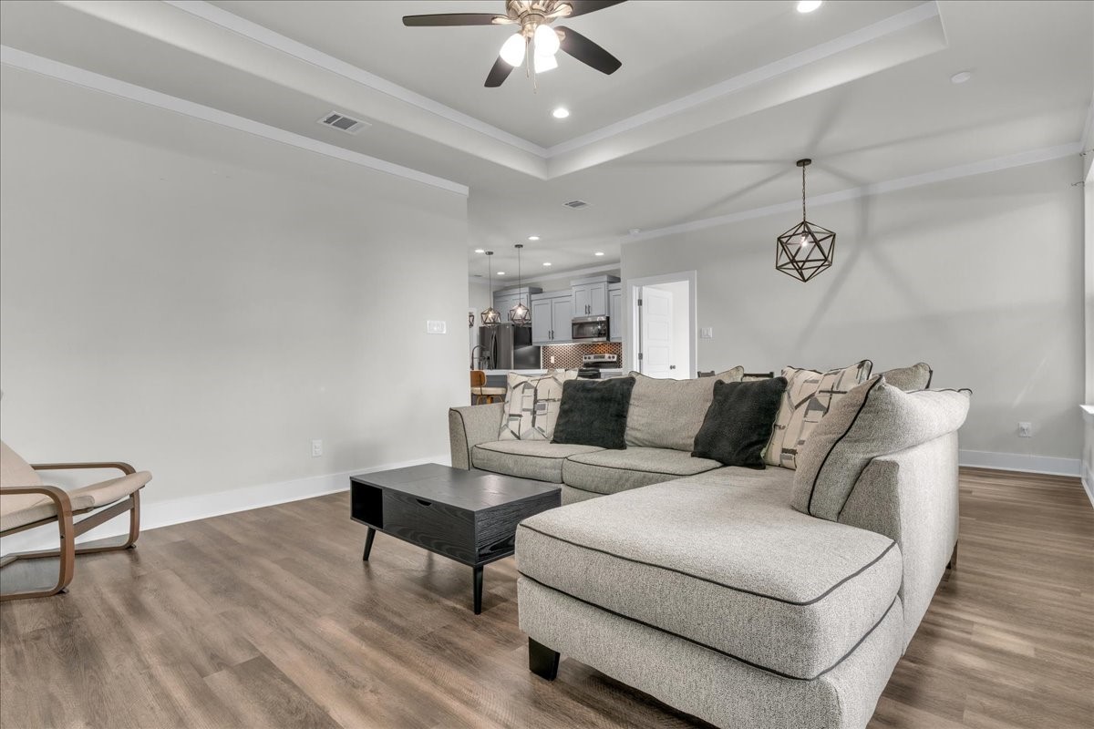 9228 Beckley View Avenue Dallas TX 75232