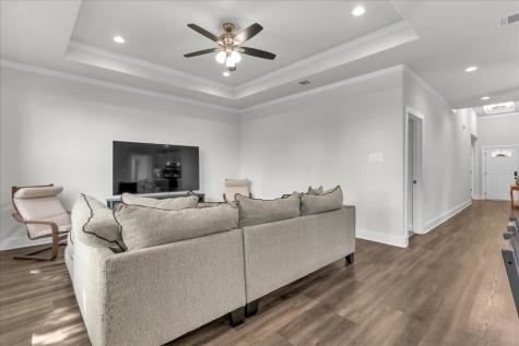 9228 Beckley View Avenue Dallas TX 75232