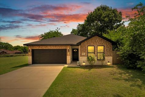 9228 Beckley View Avenue Dallas TX 75232
