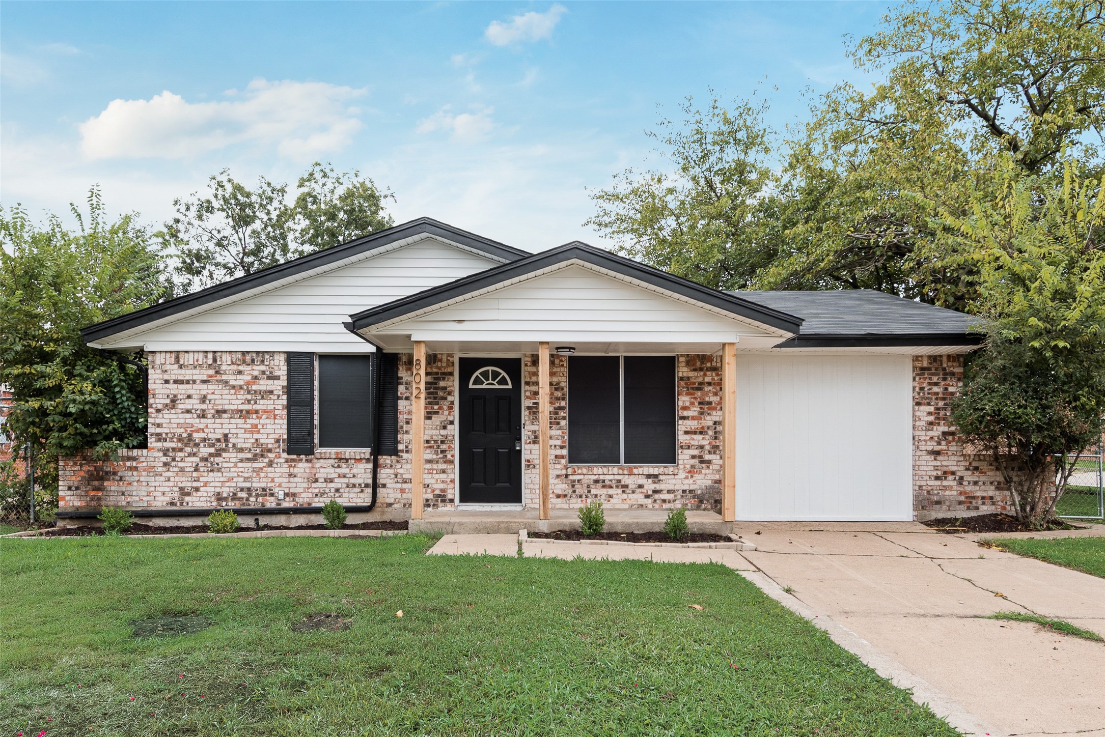 802 E Vista Drive Garland TX 75041