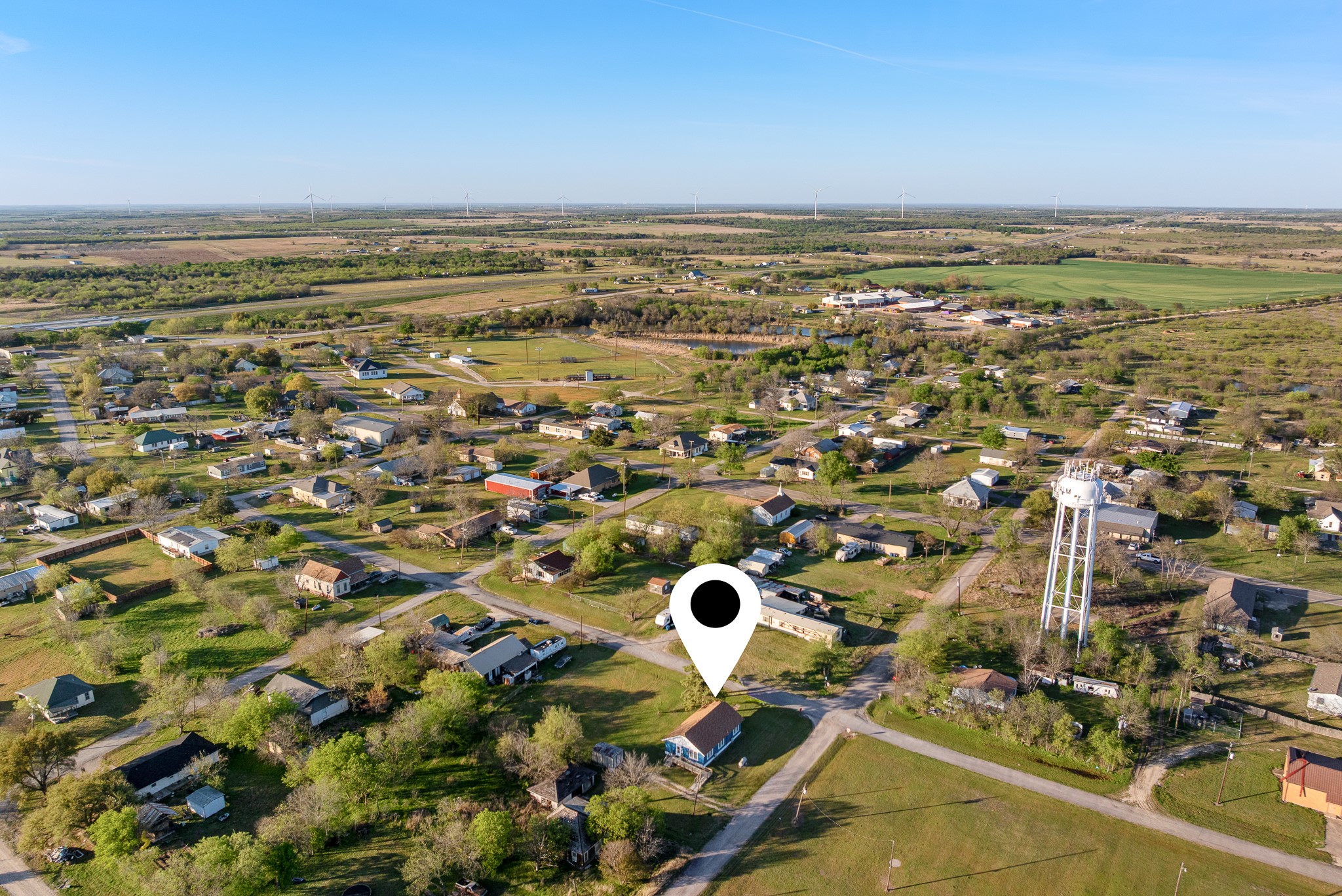 303 Seeley Avenue Mount Calm TX 76673