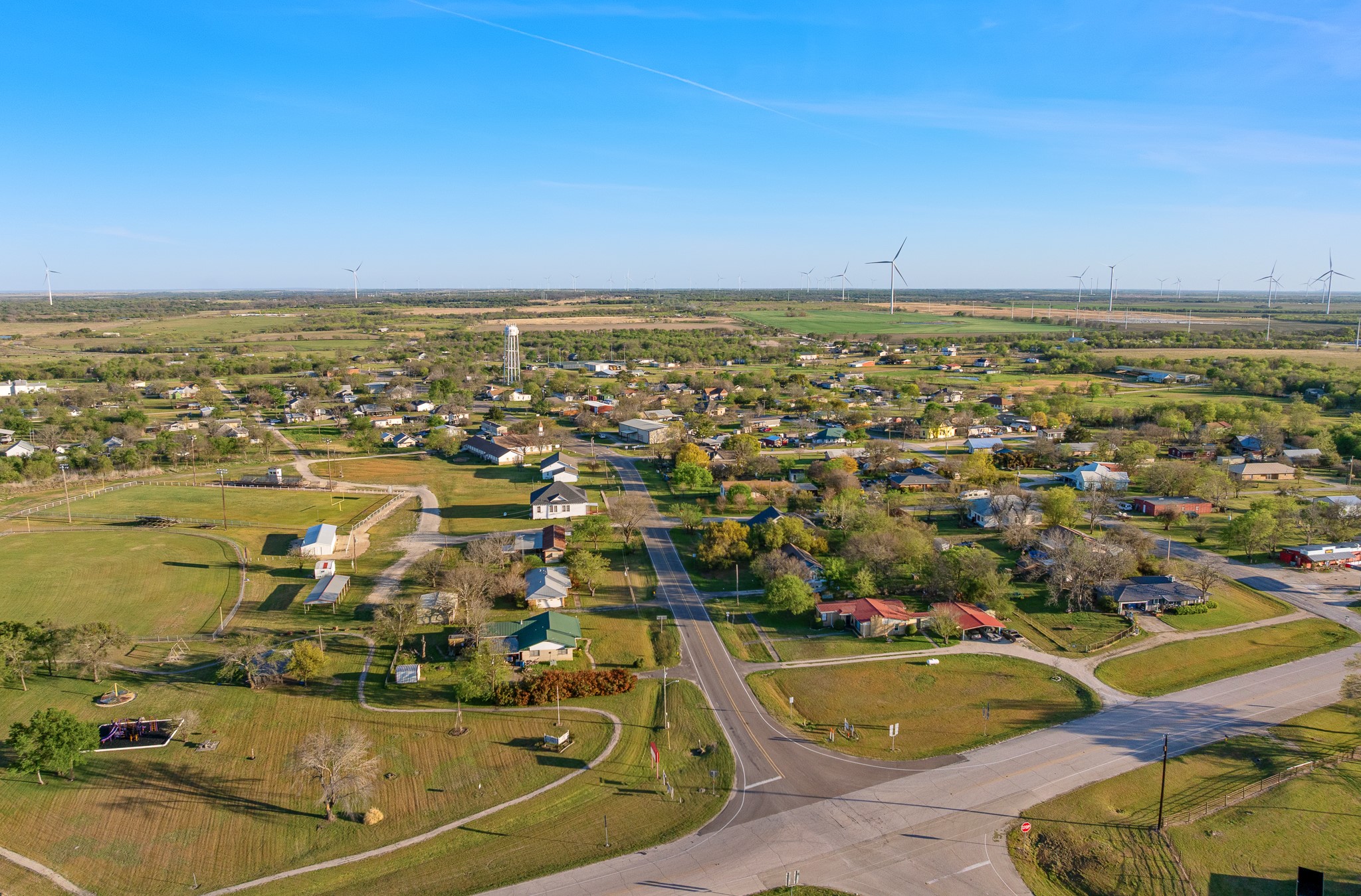 303 Seeley Avenue Mount Calm TX 76673