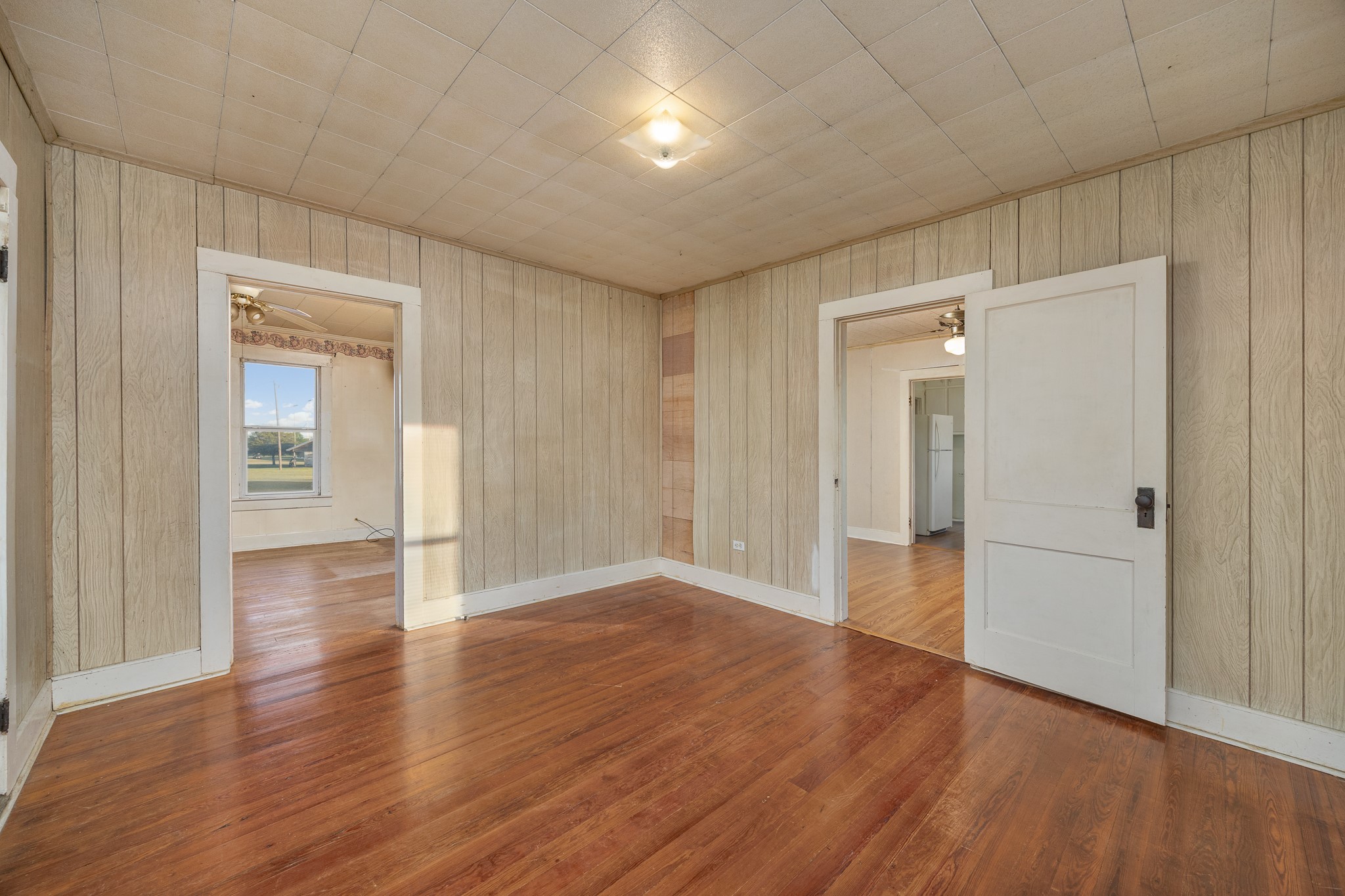 303 Seeley Avenue Mount Calm TX 76673