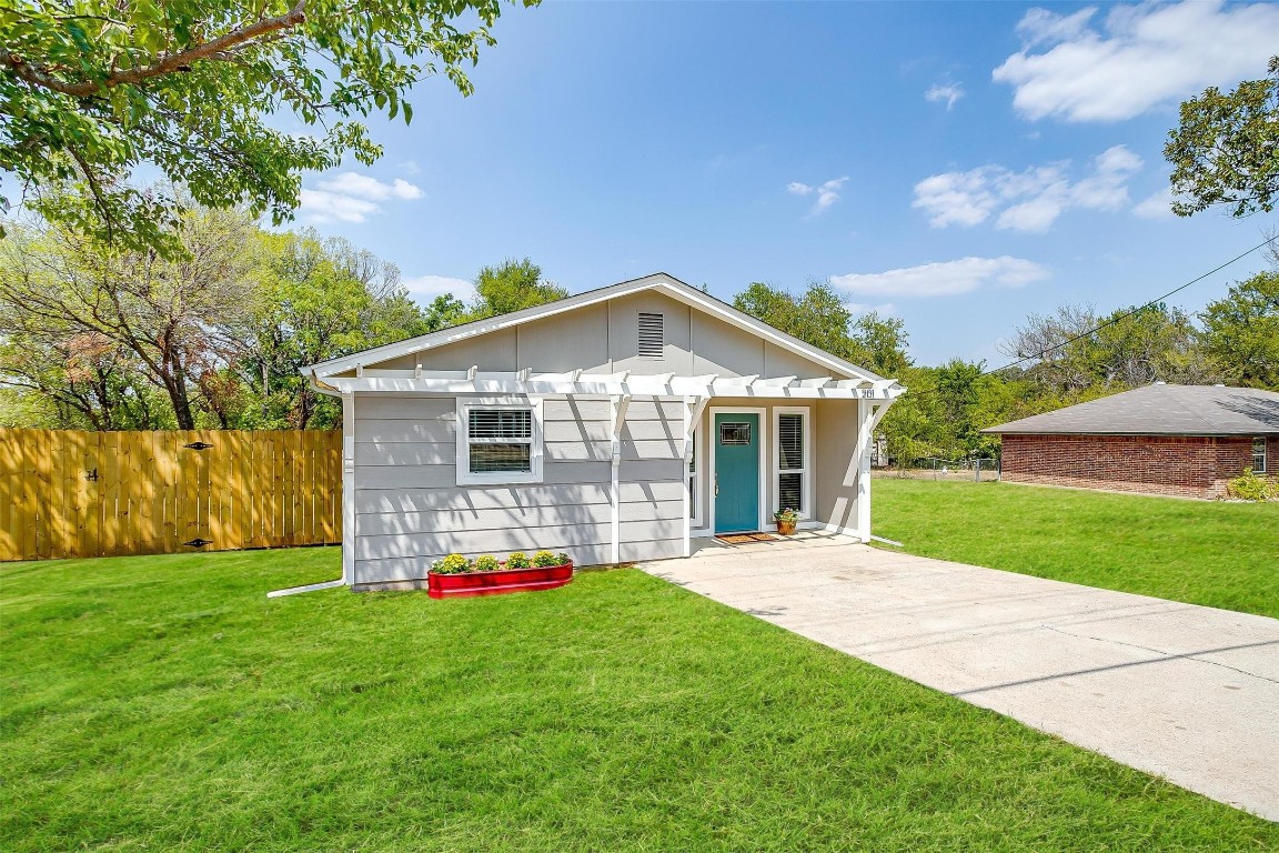 201 E 8th Street Weatherford TX 76086