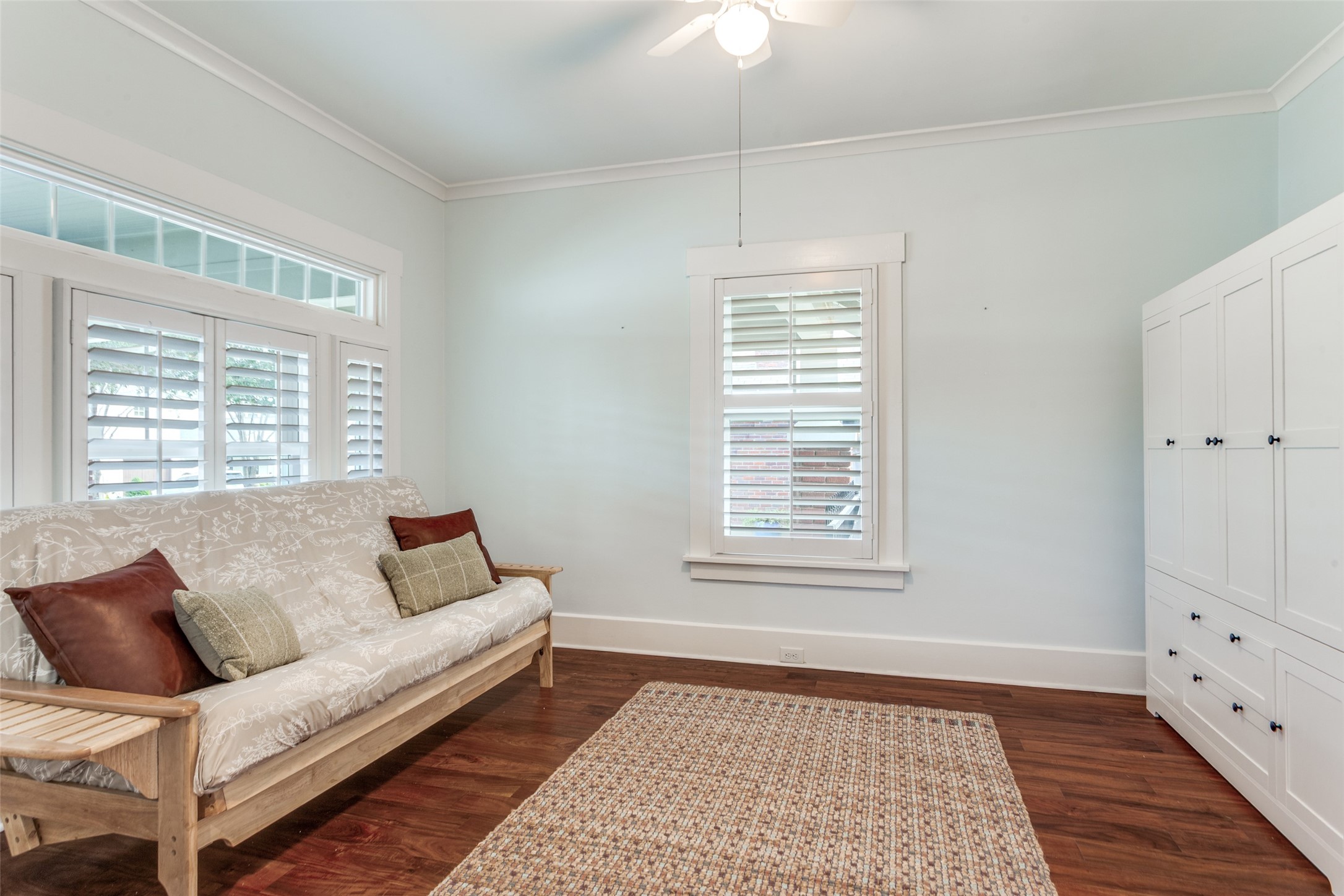 1204 Virginia Place Fort Worth TX 76107