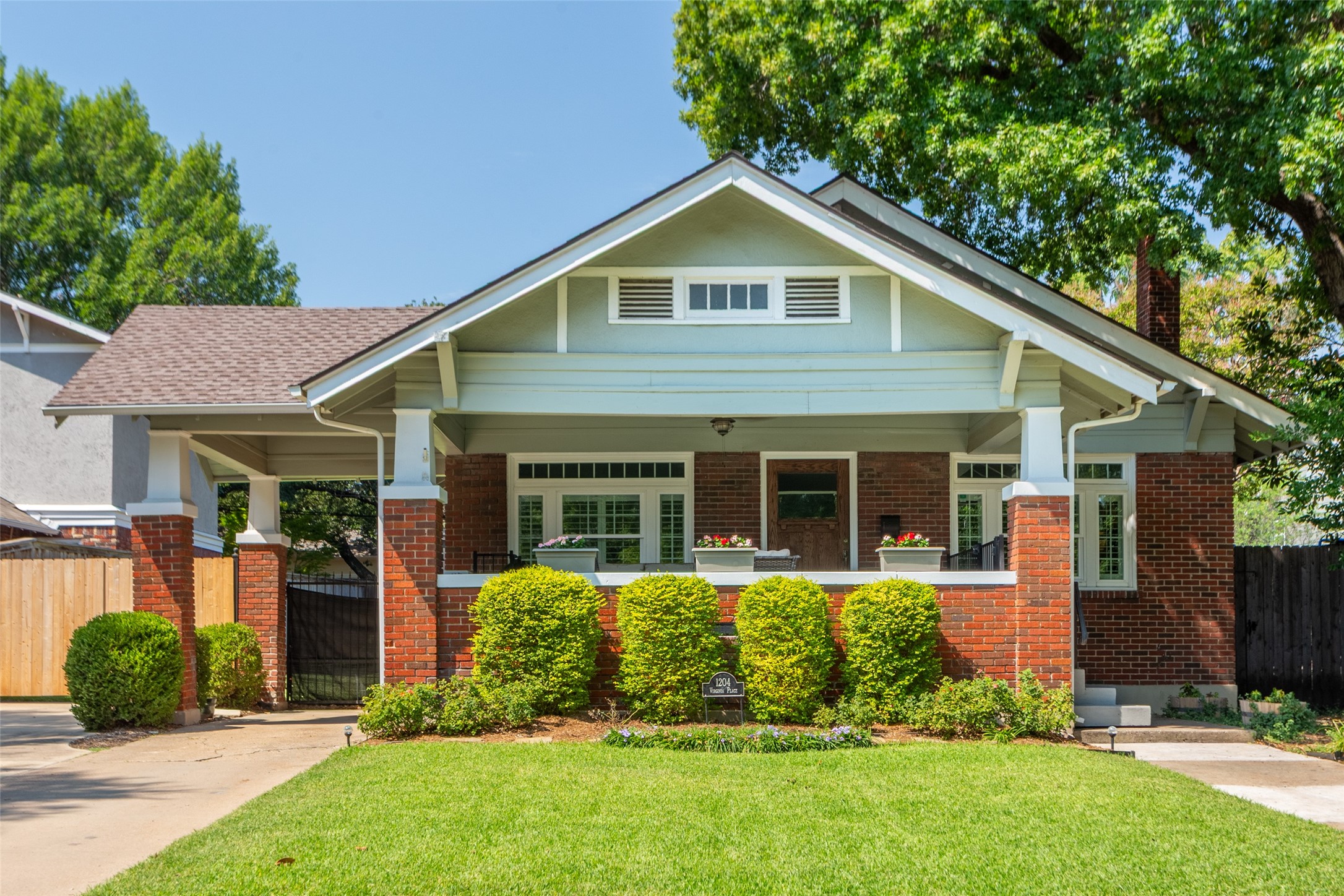 1204 Virginia Place Fort Worth TX 76107