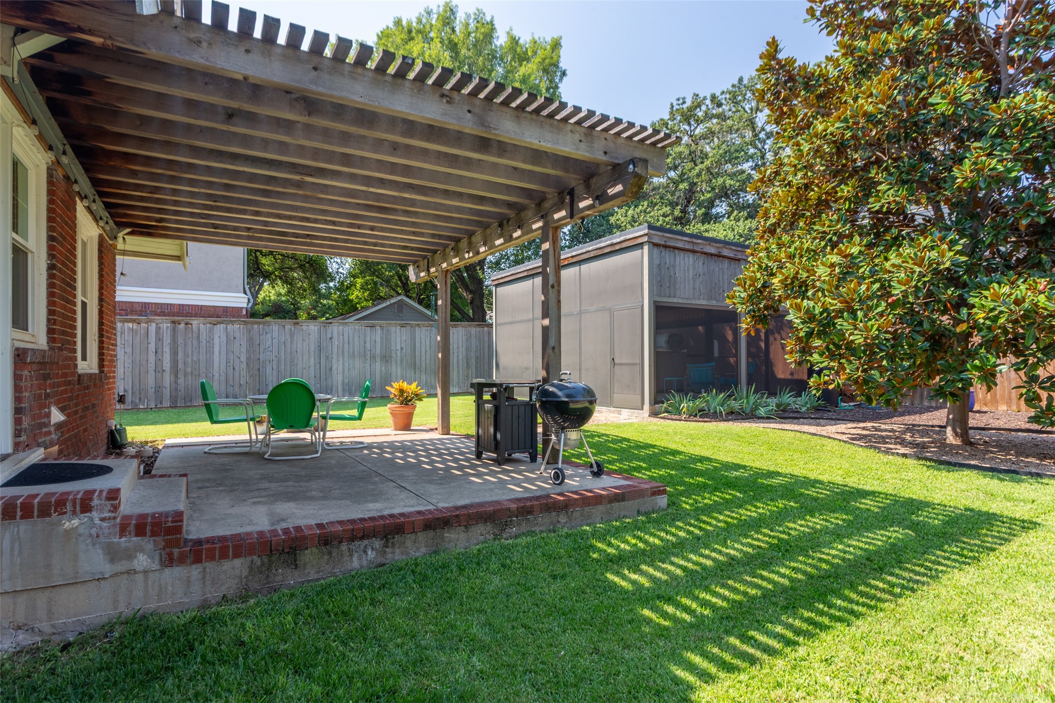 1204 Virginia Place Fort Worth TX 76107