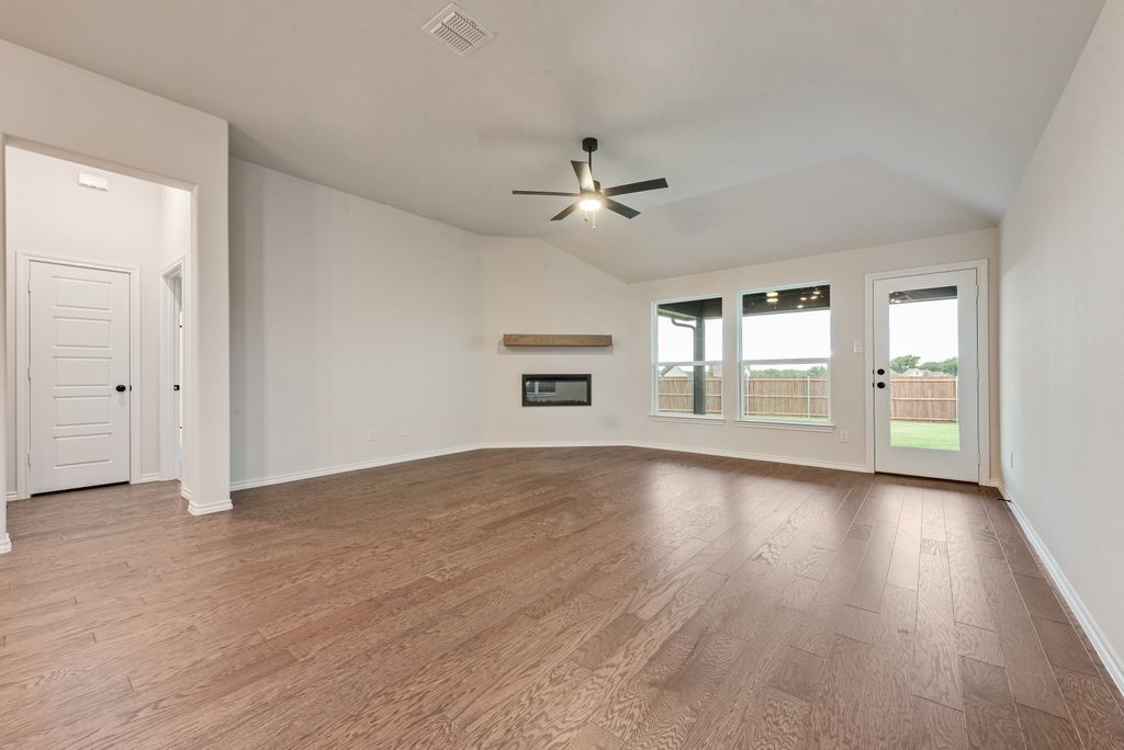 261 Coronado Court Granbury TX 76048