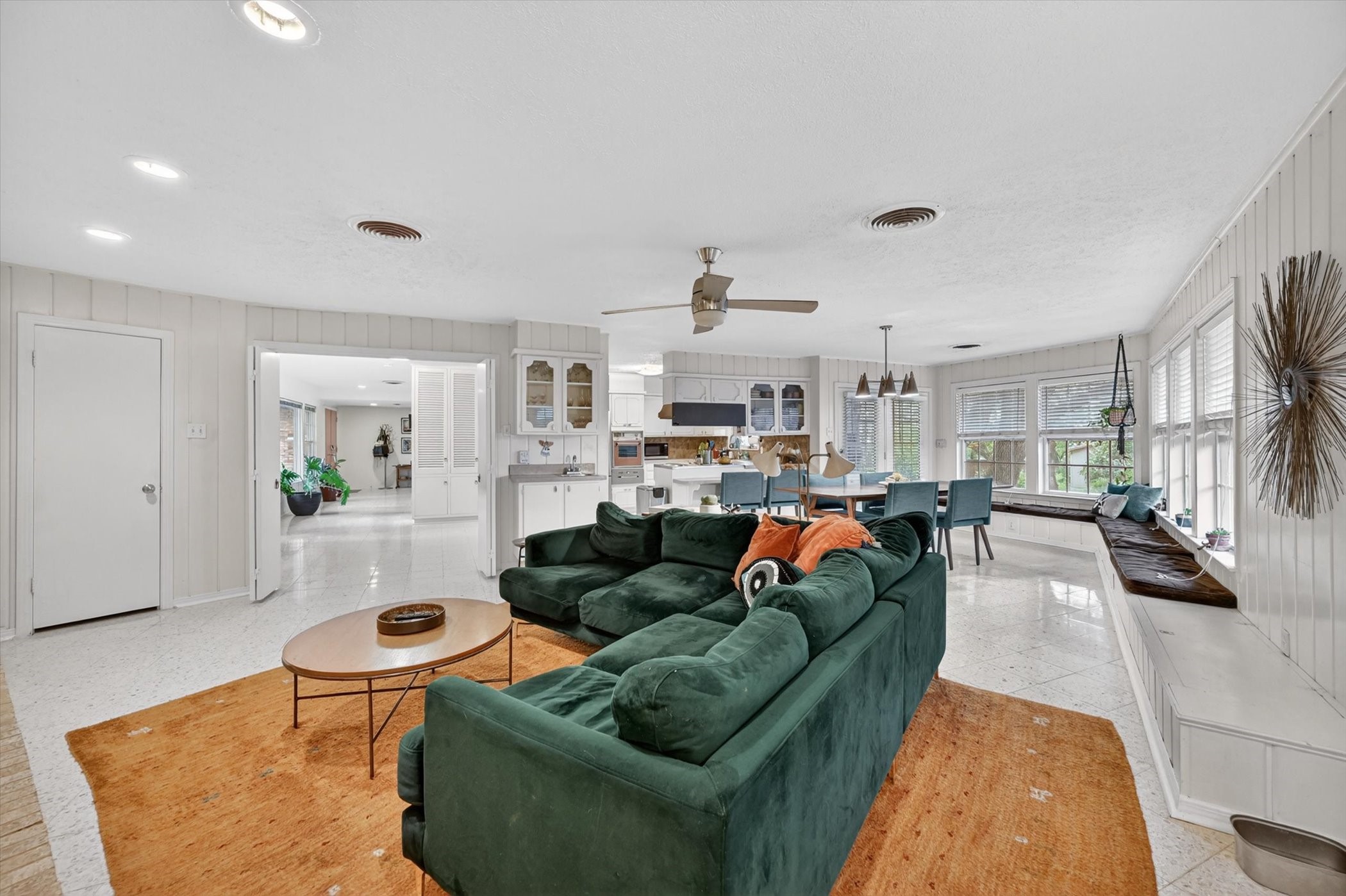 2039 W Lotus Avenue Fort Worth TX 76111