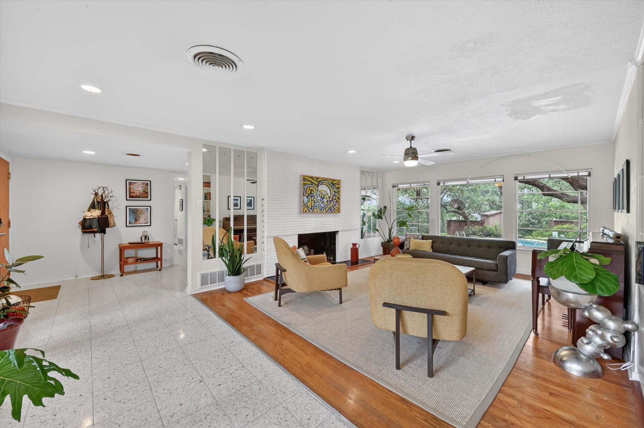 2039 W Lotus Avenue Fort Worth TX 76111
