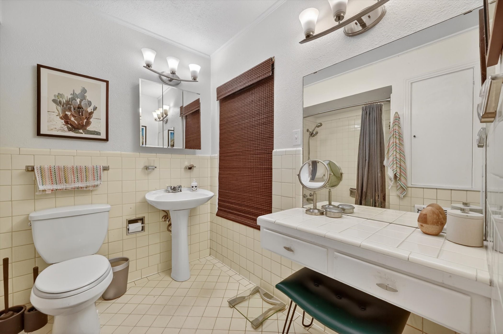 2039 W Lotus Avenue Fort Worth TX 76111