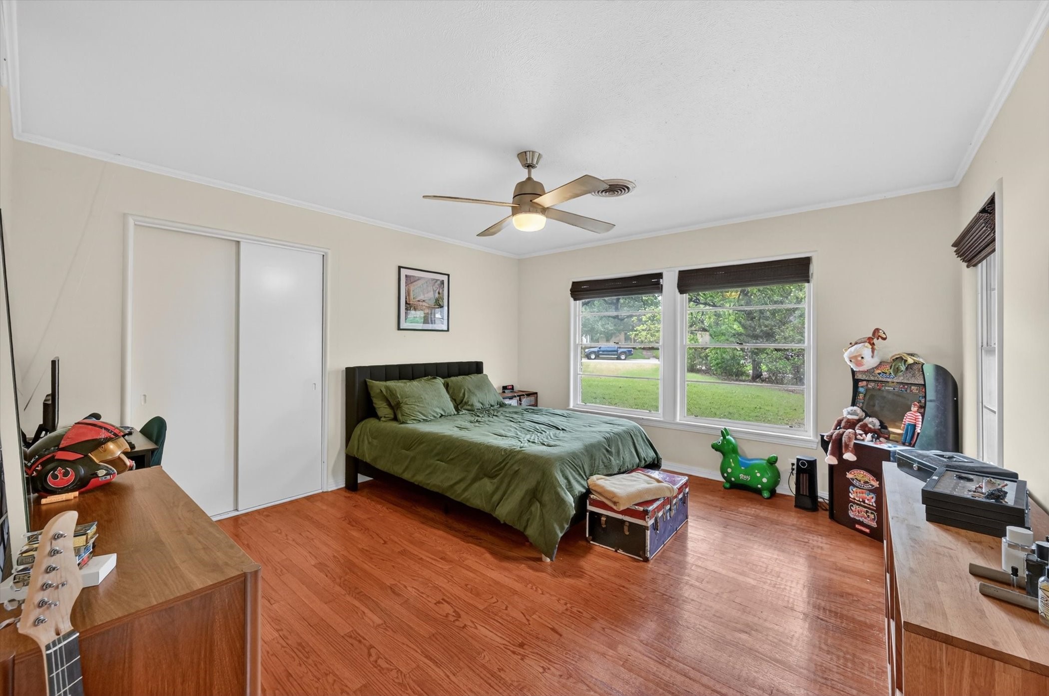 2039 W Lotus Avenue Fort Worth TX 76111