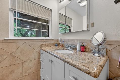 2039 W Lotus Avenue Fort Worth TX 76111