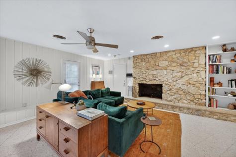 2039 W Lotus Avenue Fort Worth TX 76111