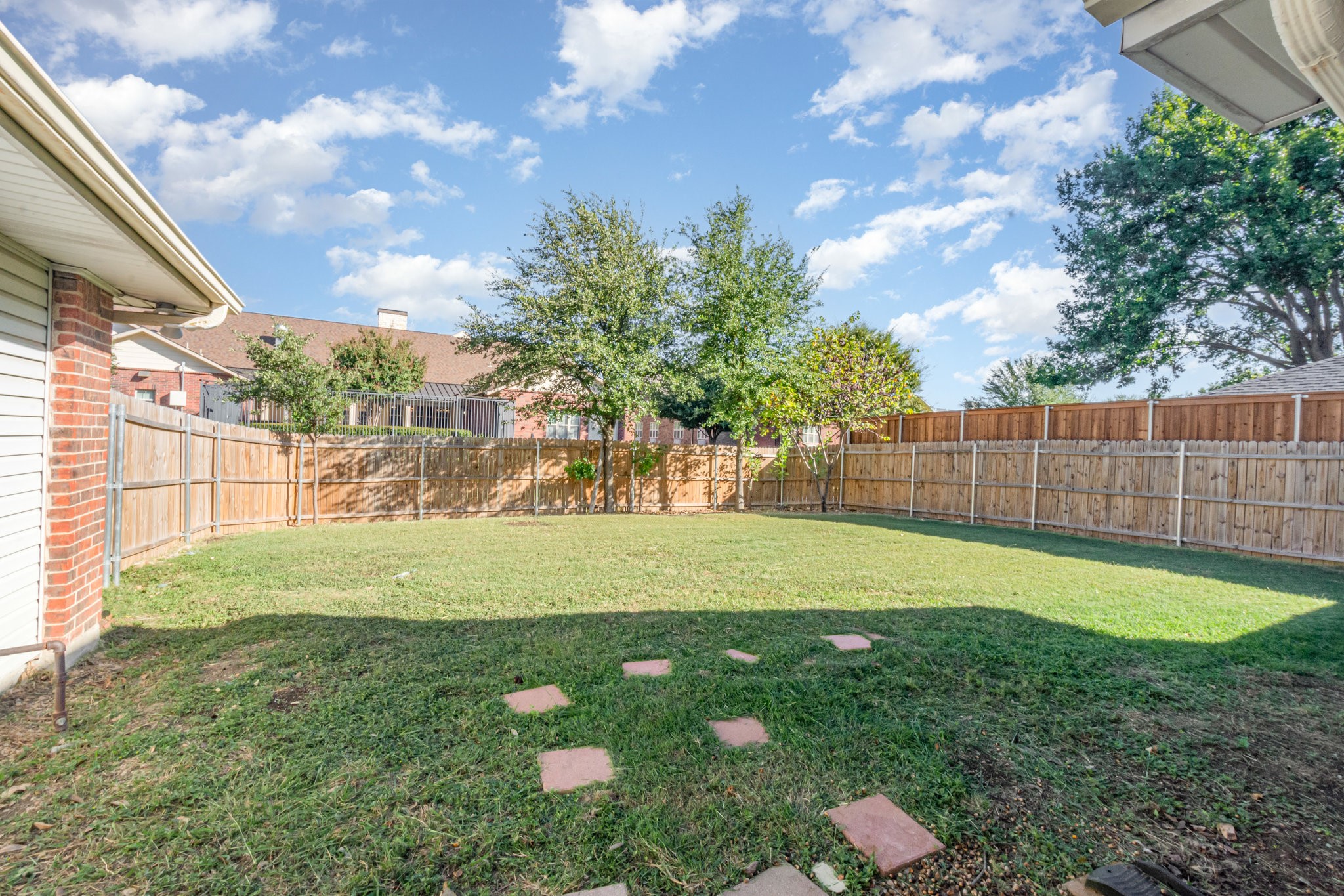 2015 Robin Hill Lane Carrollton TX 75007