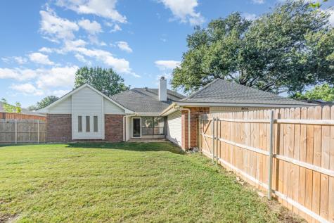 2015 Robin Hill Lane Carrollton TX 75007