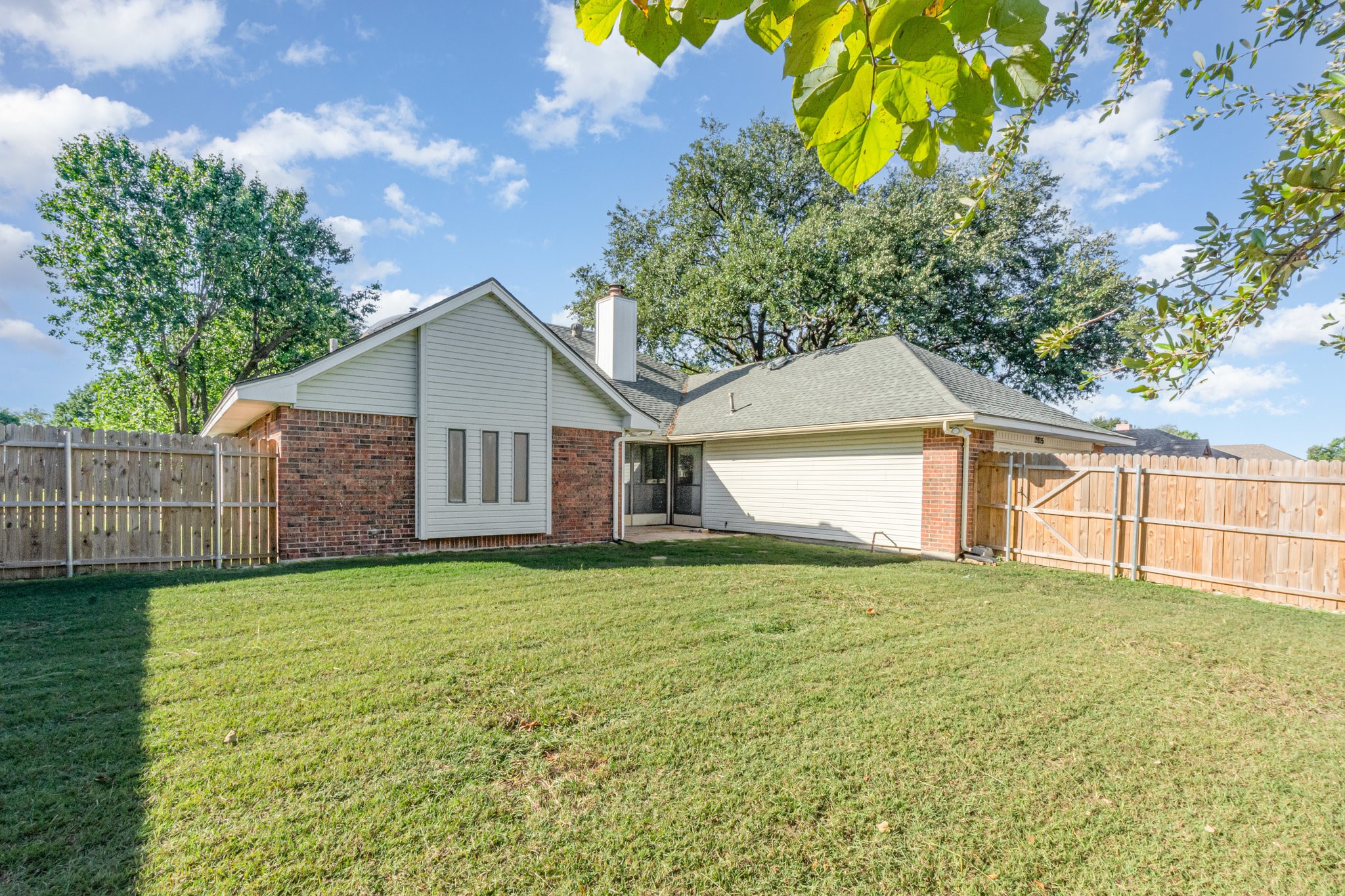 2015 Robin Hill Lane Carrollton TX 75007