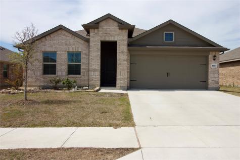 9305 Desertrock Road Fort Worth TX 76131