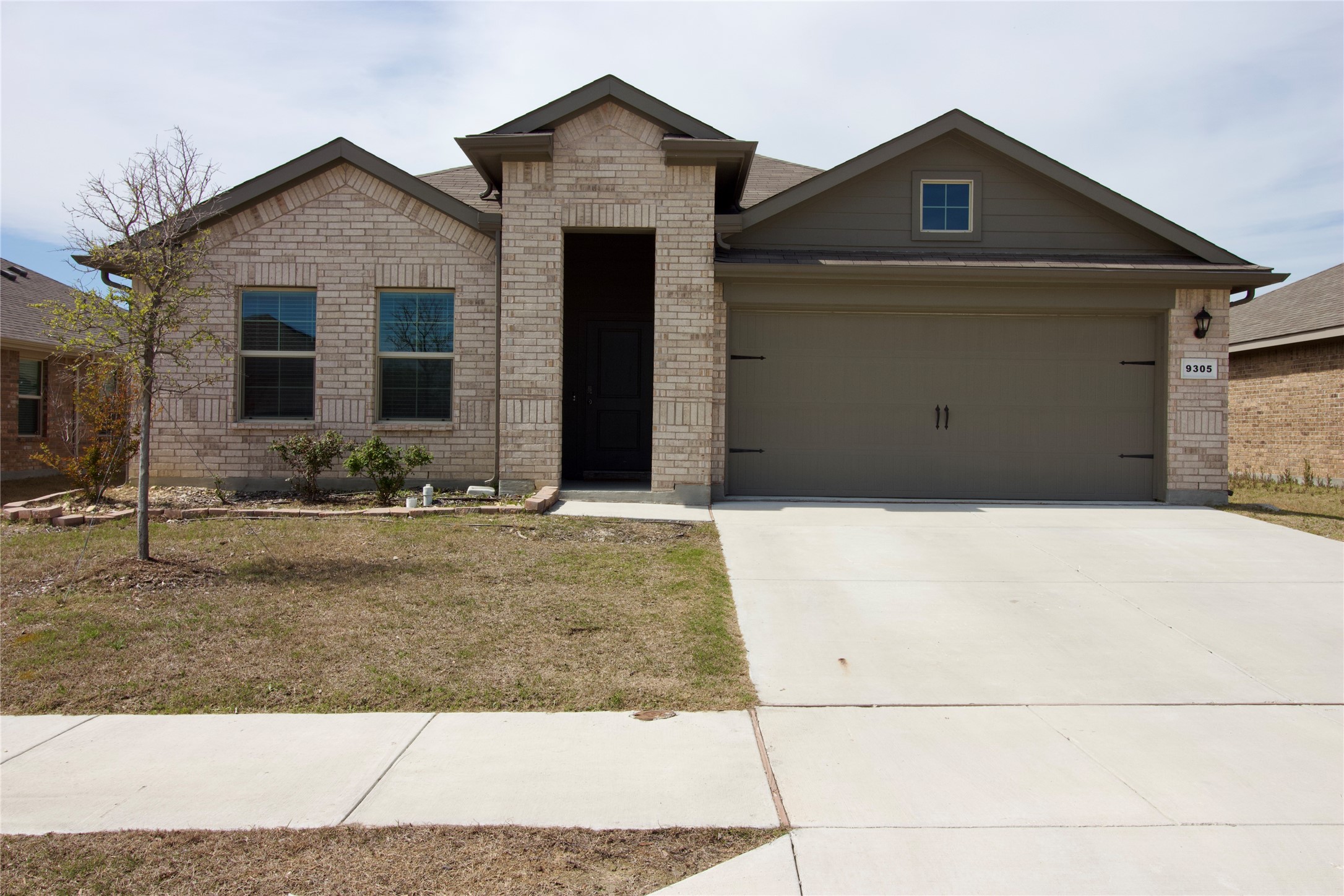 9305 Desertrock Road Fort Worth TX 76131