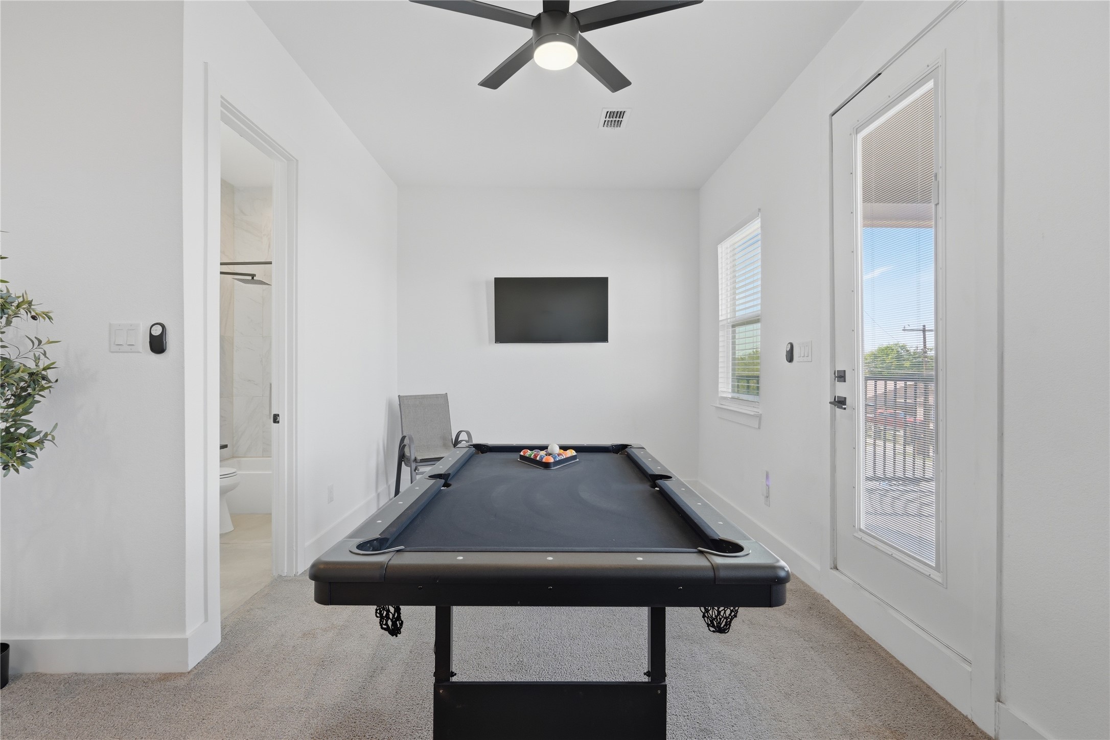 3316 Nomas Street Dallas TX 75212