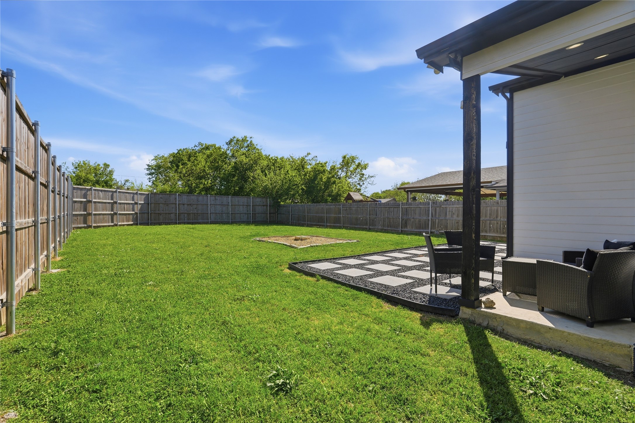 3316 Nomas Street Dallas TX 75212