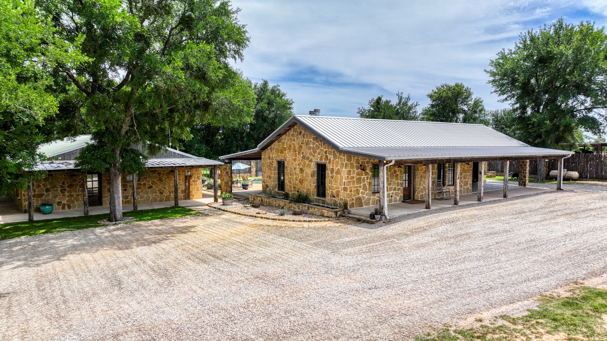 1060 Young Bend Road Brock TX 76087