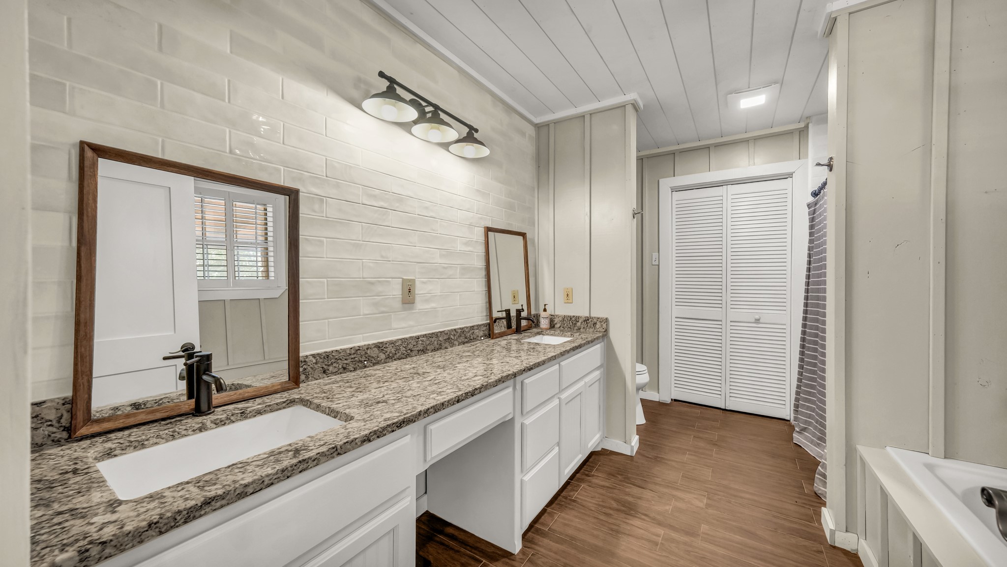 1060 Young Bend Road Brock TX 76087