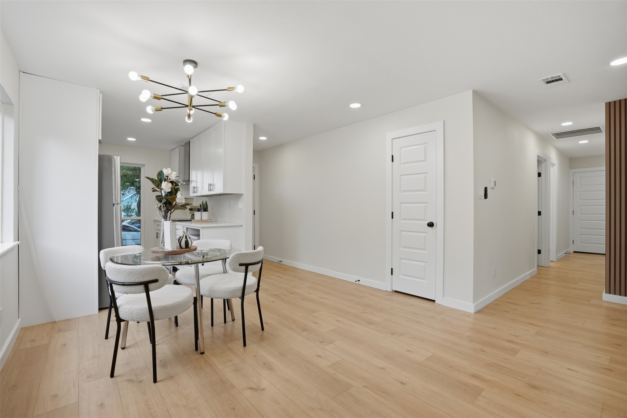 2916 Rayswood Drive Carrollton TX 75007