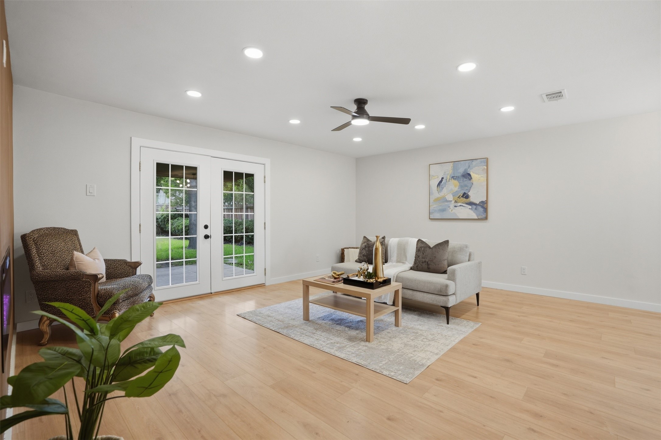 2916 Rayswood Drive Carrollton TX 75007