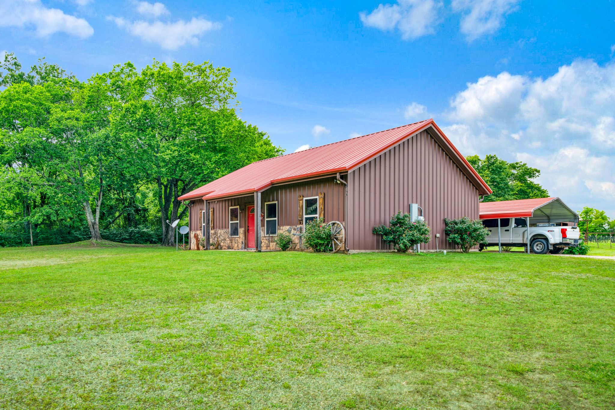 285 5th Street NE Bogata TX 75417